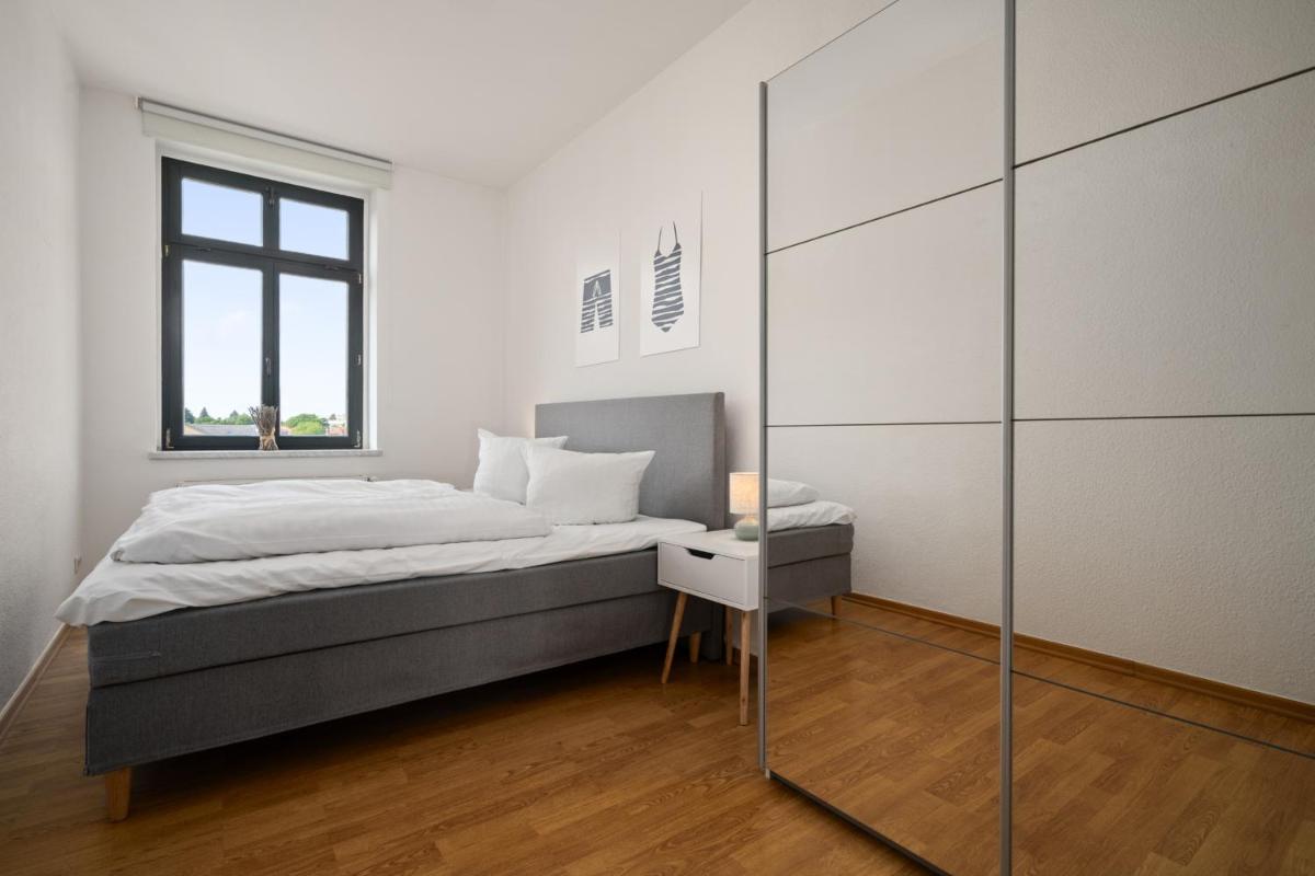 SeaView mit Badesteg - Housity