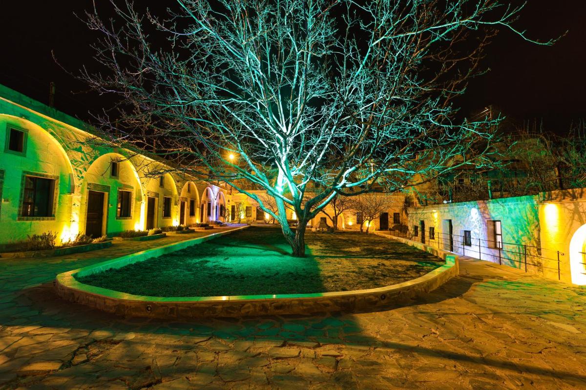 Ortahisar Cave Hotel - Housity