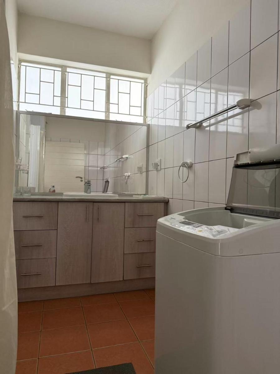 Home Inn Self-Catering - Housity