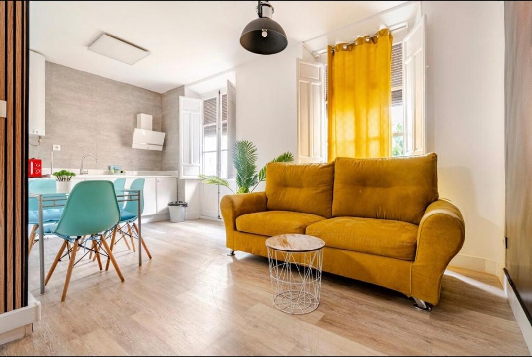 VARELA CENTRO GRANADA center - Housity
