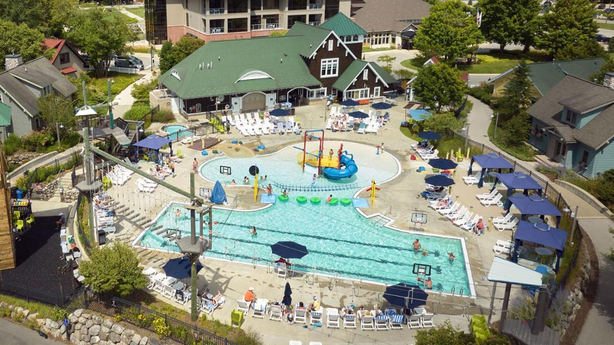 Crystal Mountain - Housity