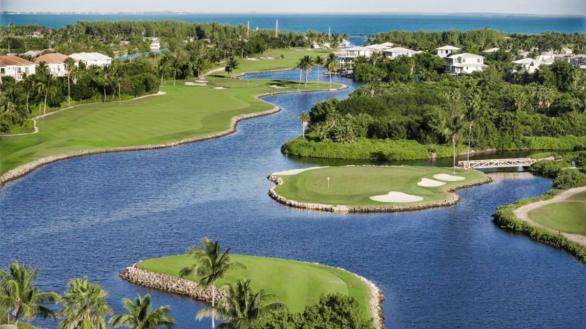 The Ritz-Carlton, Grand Cayman - Housity
