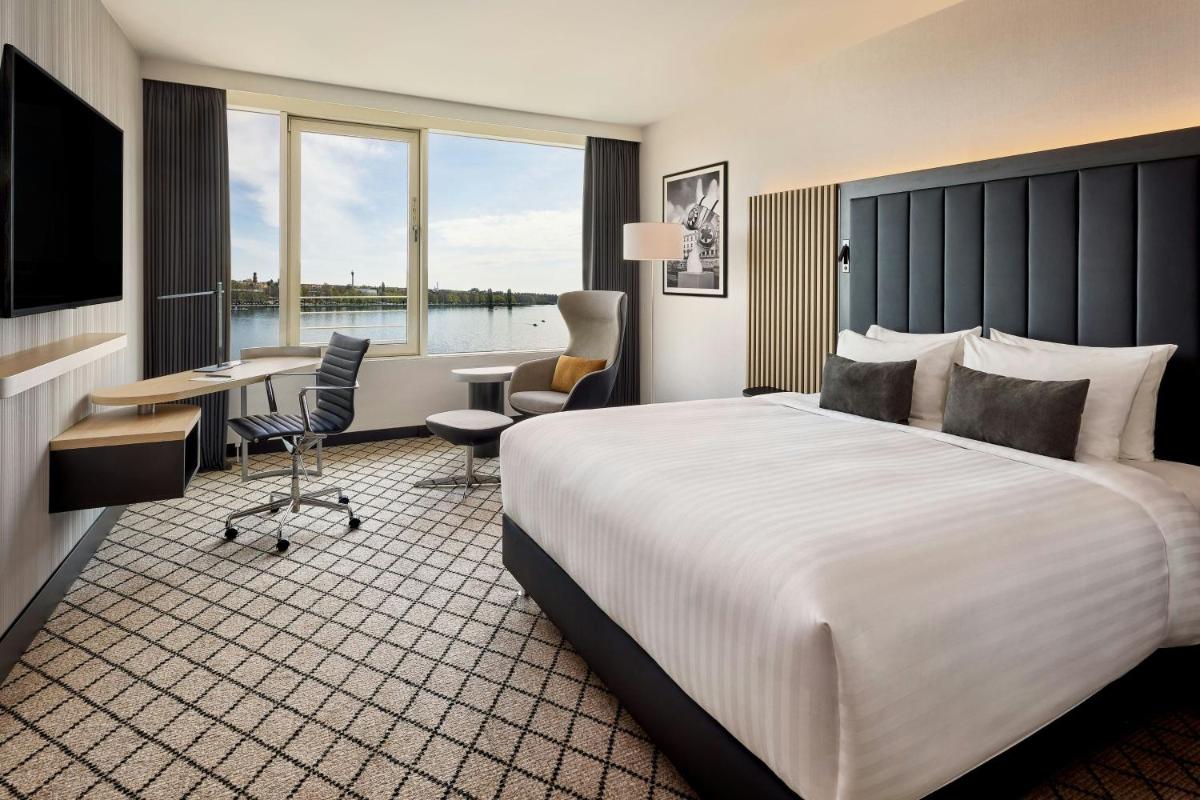 Courtyard by Marriott Hannover Maschsee - Housity