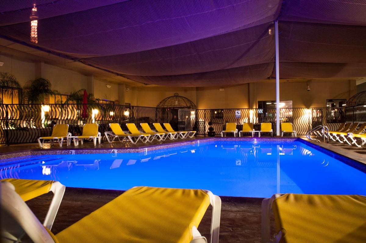 Jockey Club Suites - Housity