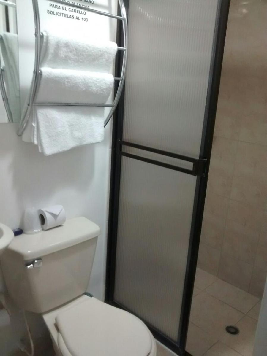 Hotel Jardin De Tequendama - Housity