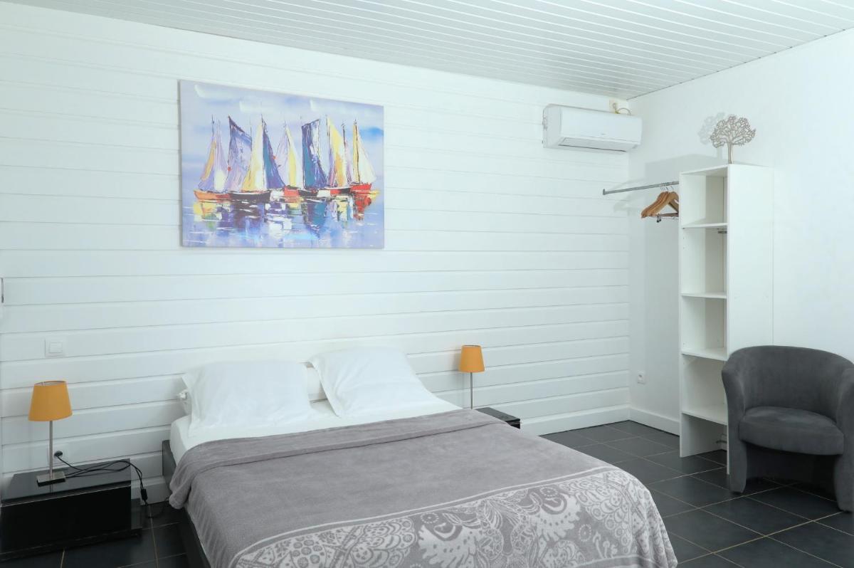 Lodges Balourou ,Meublé de Tourisme avec services - Housity