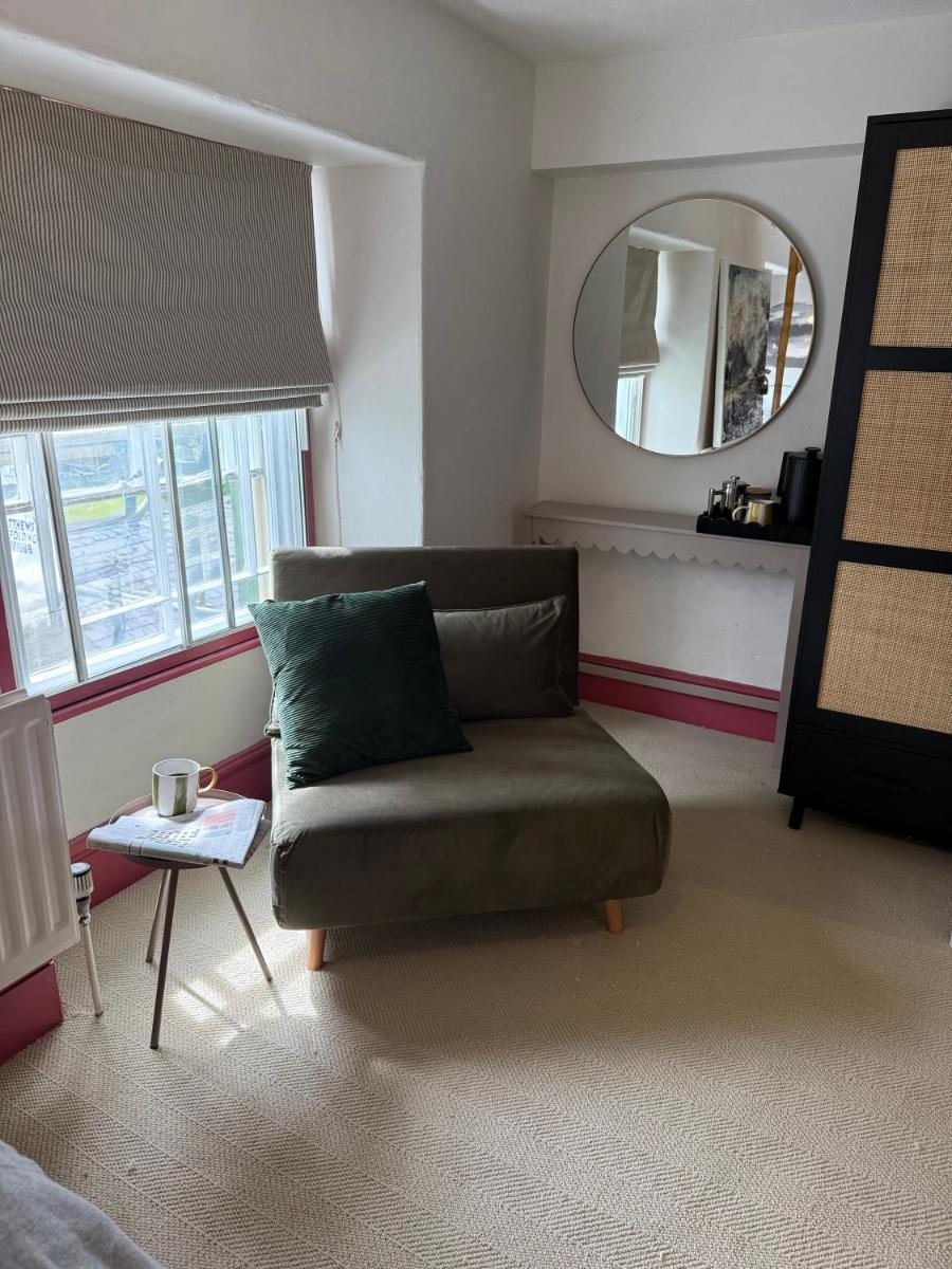 St Davids Art House - Housity