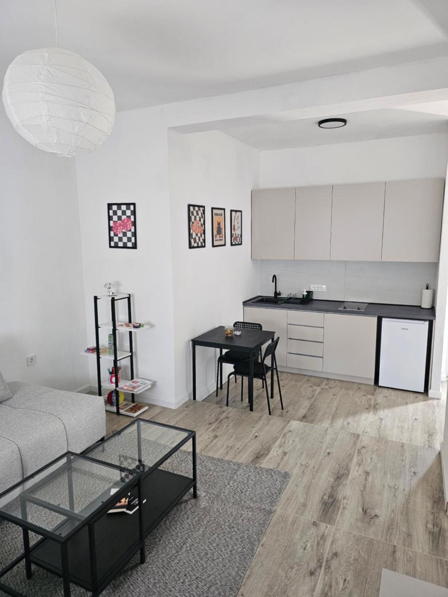 Cloud 9 Apartment - Housity