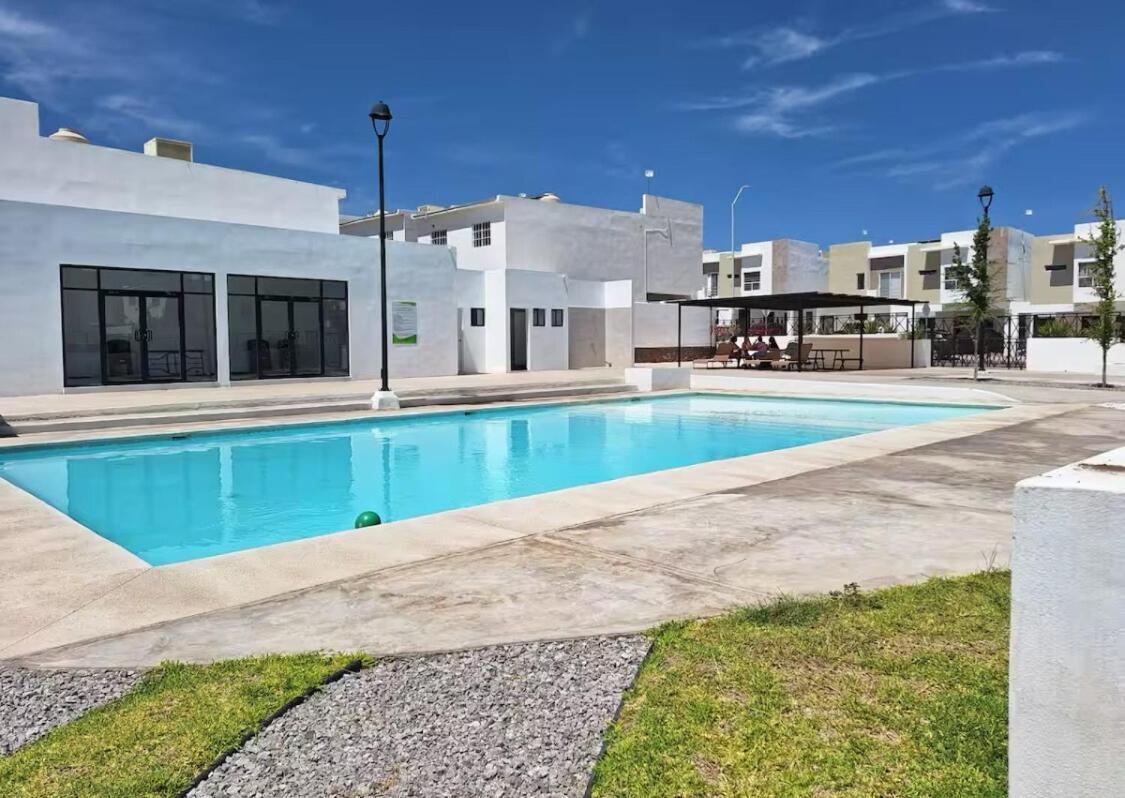 House in a gated community - Housity