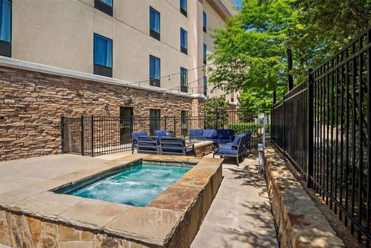 Hampton Inn and Suites Trophy Club - Fort Worth North - Housity