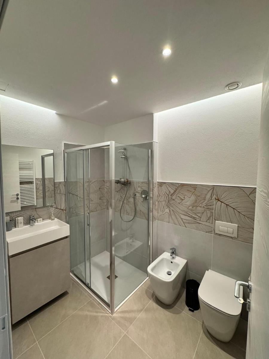 Royal Company Rooms - Housity