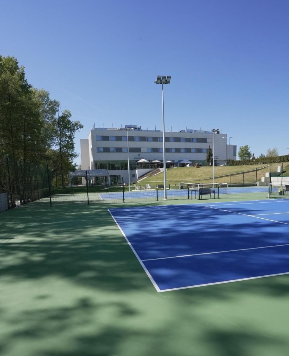 Hotel FairPlayce - Housity