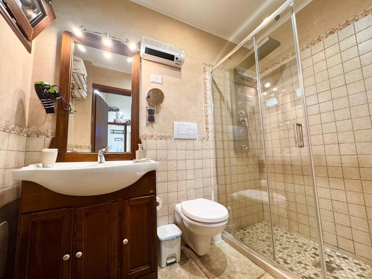 Villa B&B Antiche Macine del Salento - nel cuore del Salento - Housity