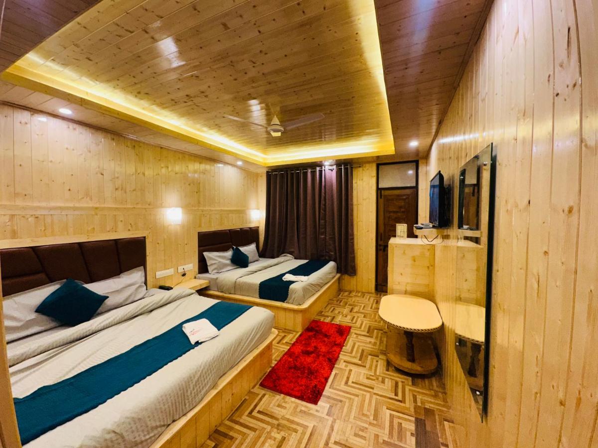 Hotel Himalayan Reverb #nearmallroad #primelocation - Hizvo