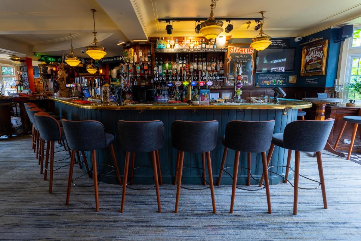 The Pilot Inn - Housity