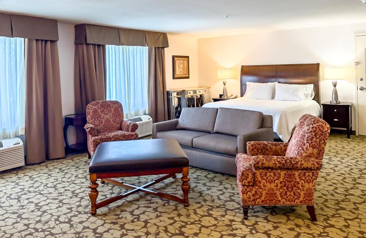 Hilton Garden Inn Gilroy - Housity