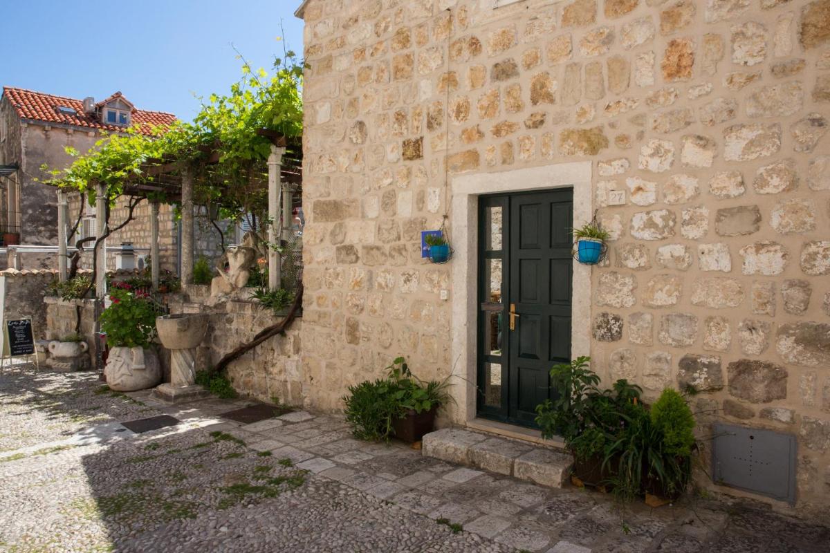 Apartments Lucia Old Town - Housity