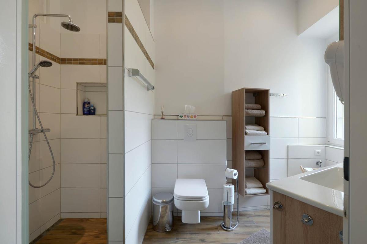 Ferienwohnung - Housity