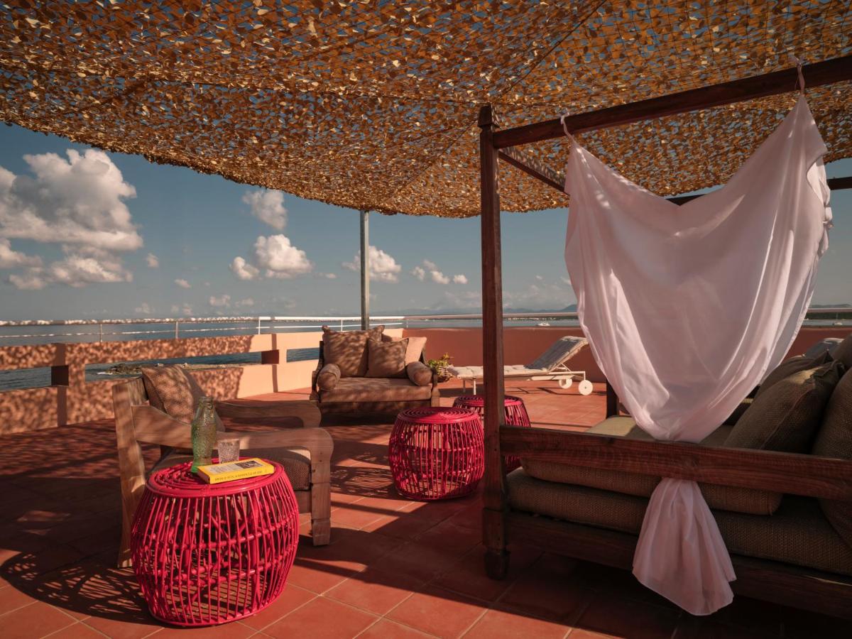 Zona de estar de Bikini Island & Mountain Hotel Es Trenc -Adults only-
