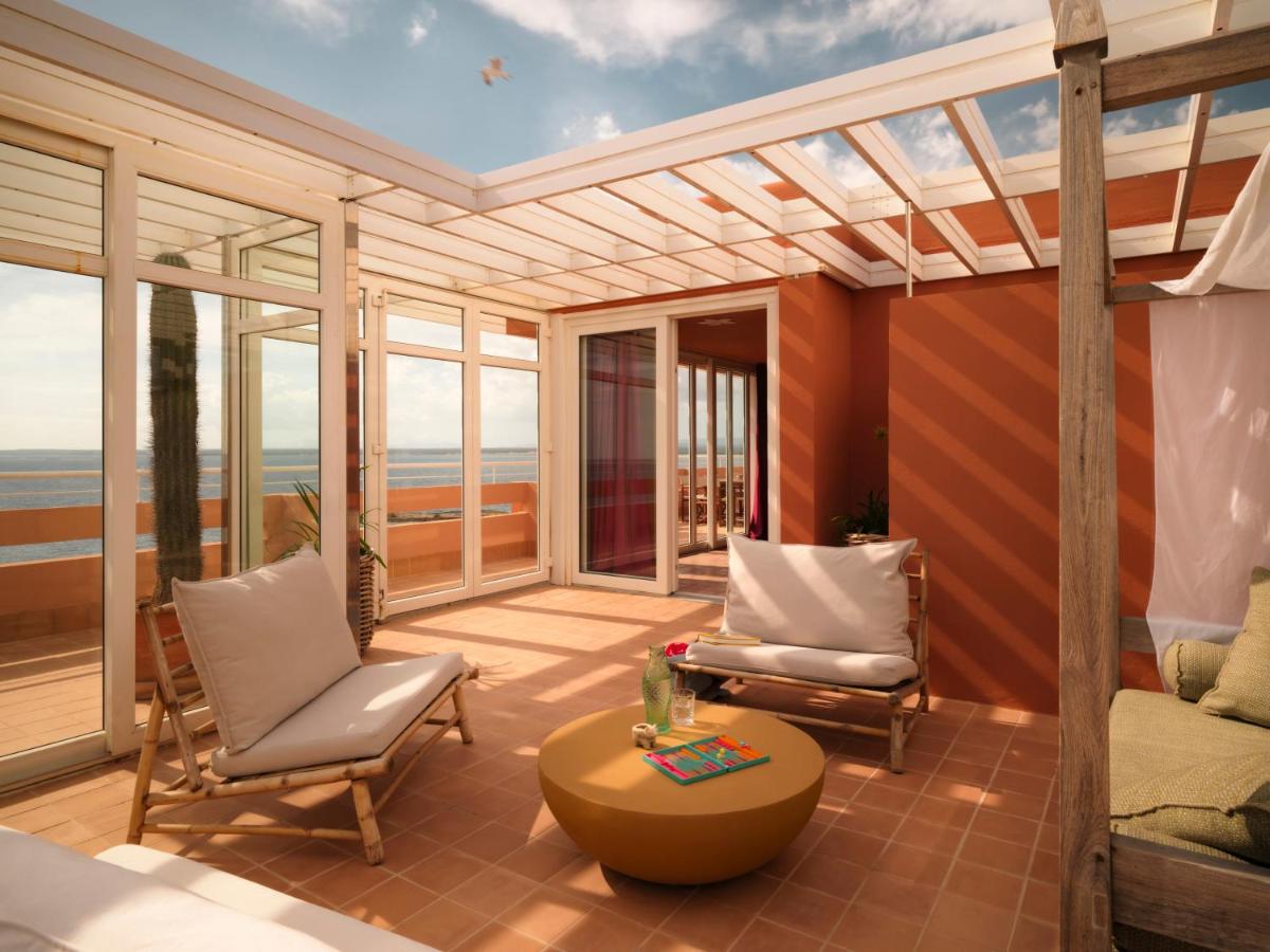 Zona de estar de Bikini Island & Mountain Hotel Es Trenc -Adults only-