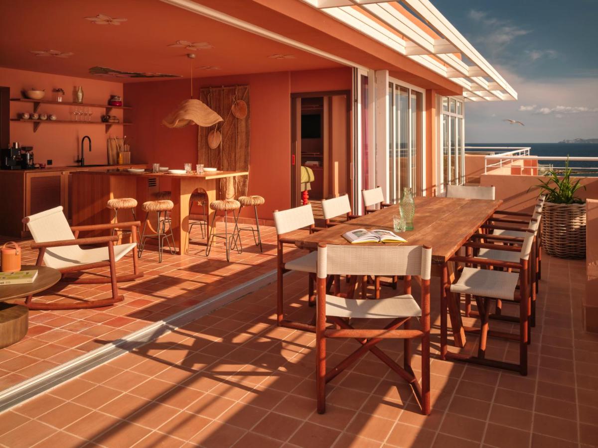 Zona de estar de Bikini Island & Mountain Hotel Es Trenc -Adults only-