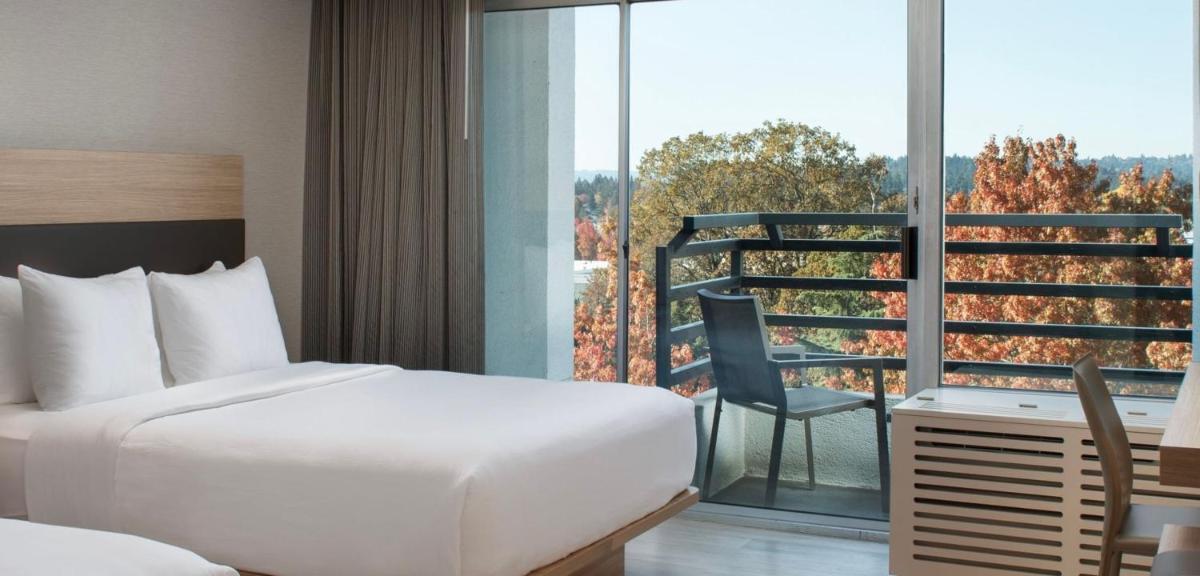 AC Hotel by Marriott Portland Lake Oswego - Housity