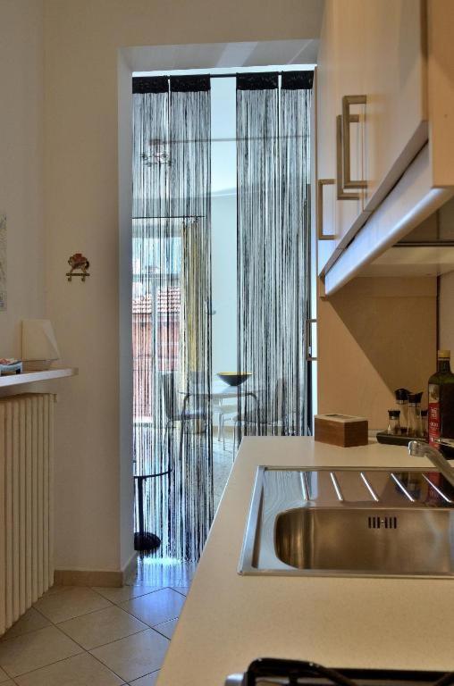 The Family Houses - Apartments with Balcony and Lake View - Housity