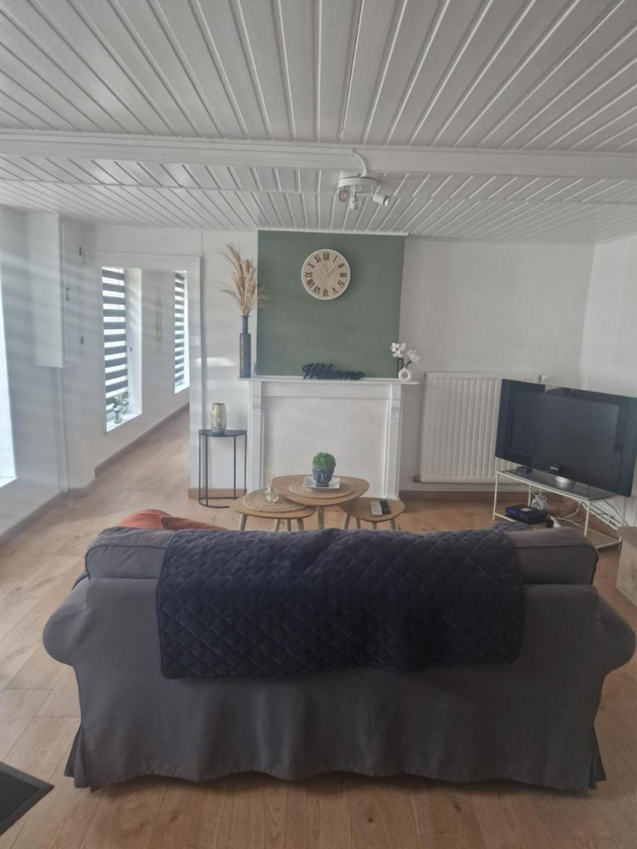 Petite maison chaleureuse avec parking - Housity