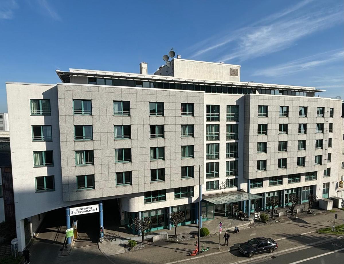 FOUR Essen City Centre - Housity