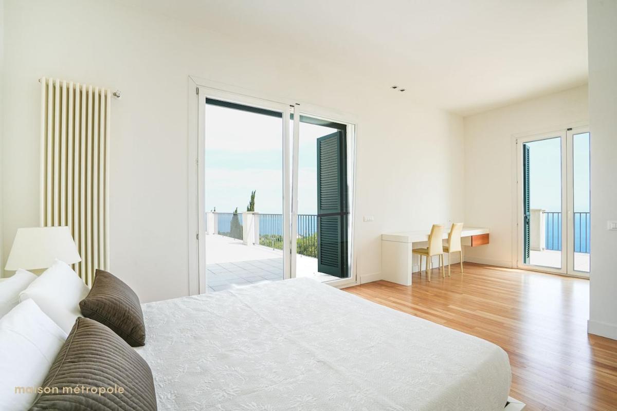 Villa Cipressa Luxe - Pool, parking, and tennis - Housity