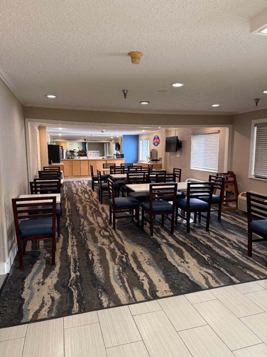Baymont by Wyndham Columbia, MO - Housity