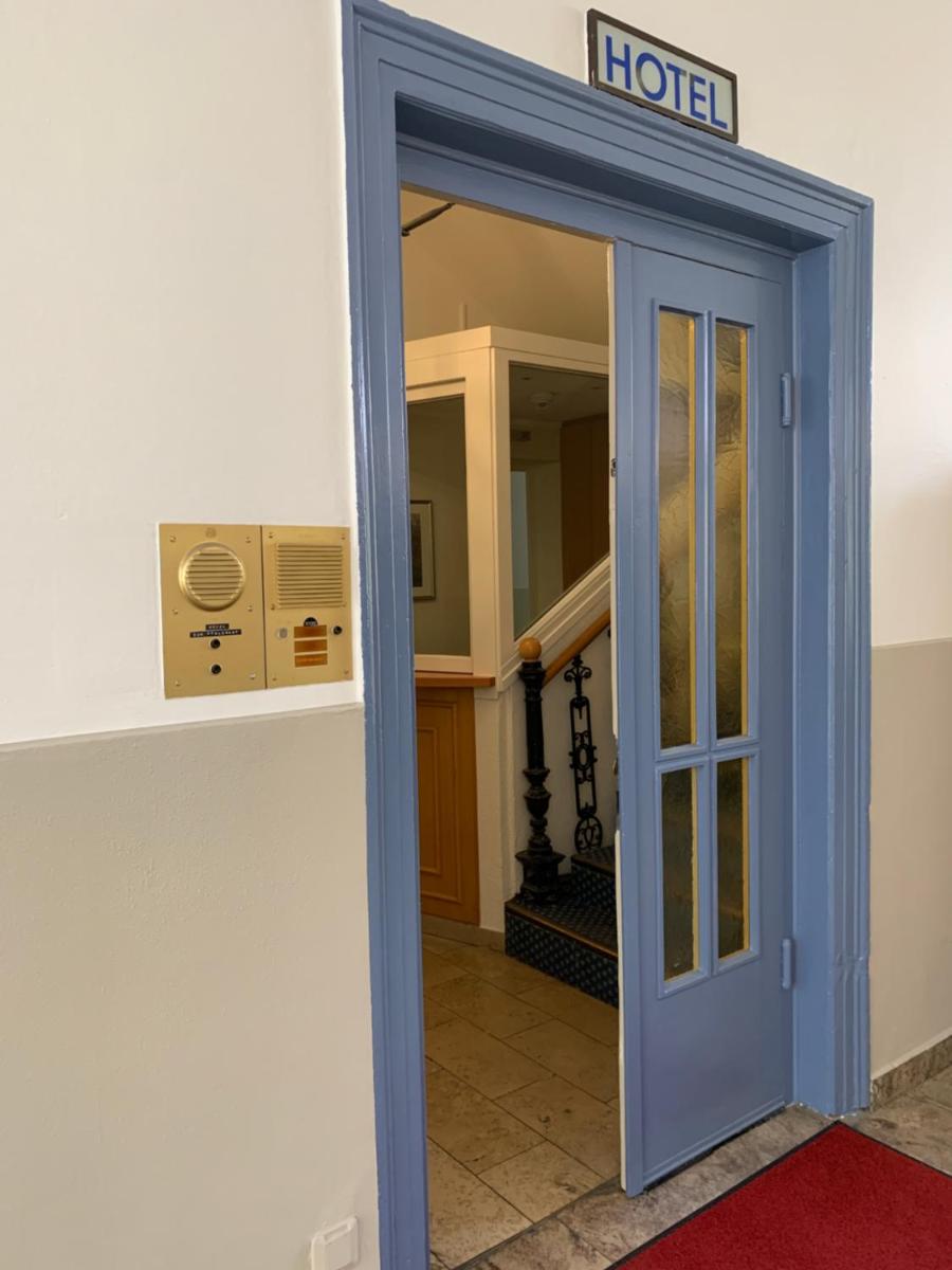Hotel Zum Pfalzgrafen - Housity