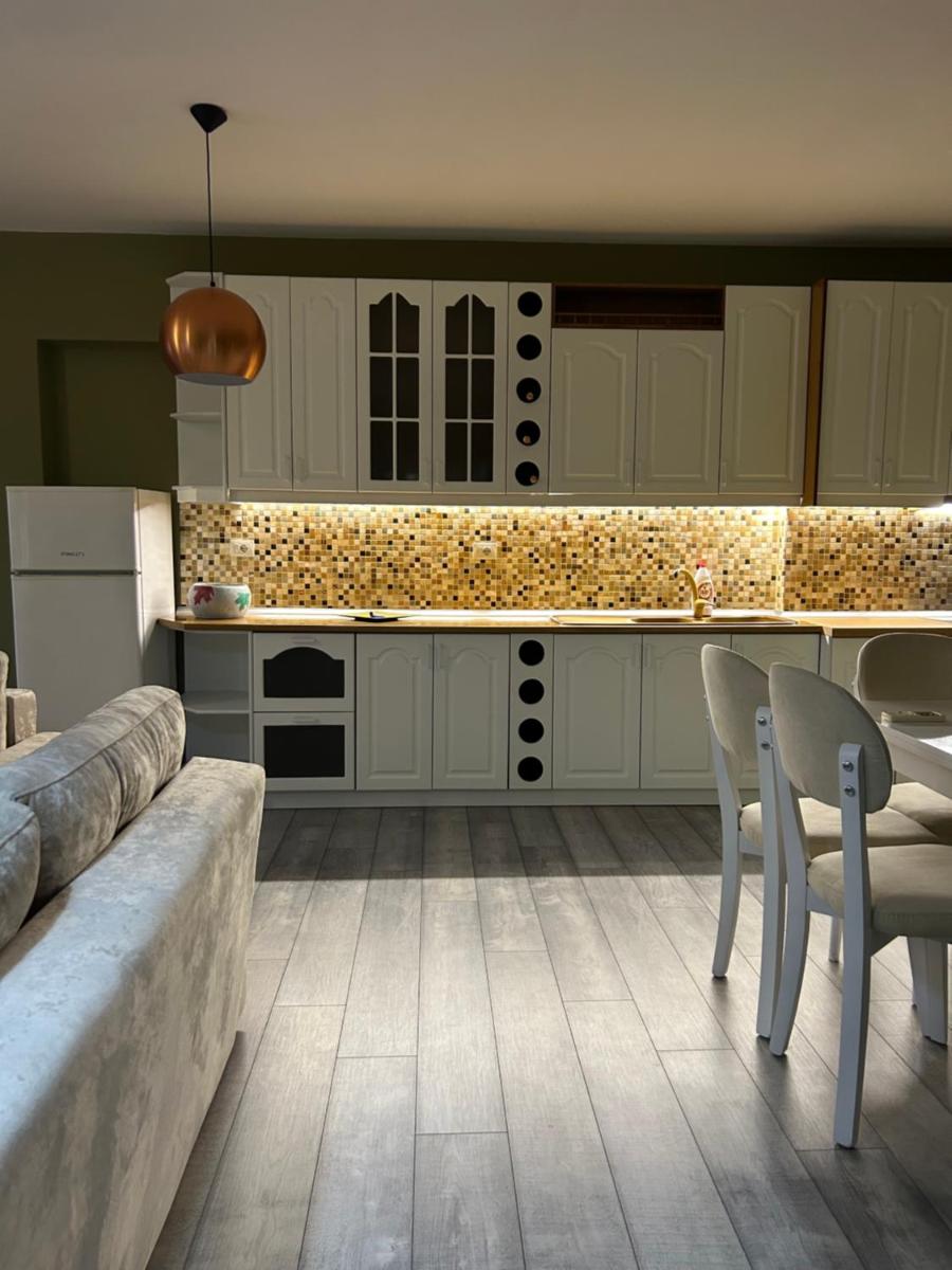 Air Albania Apartment - Housity