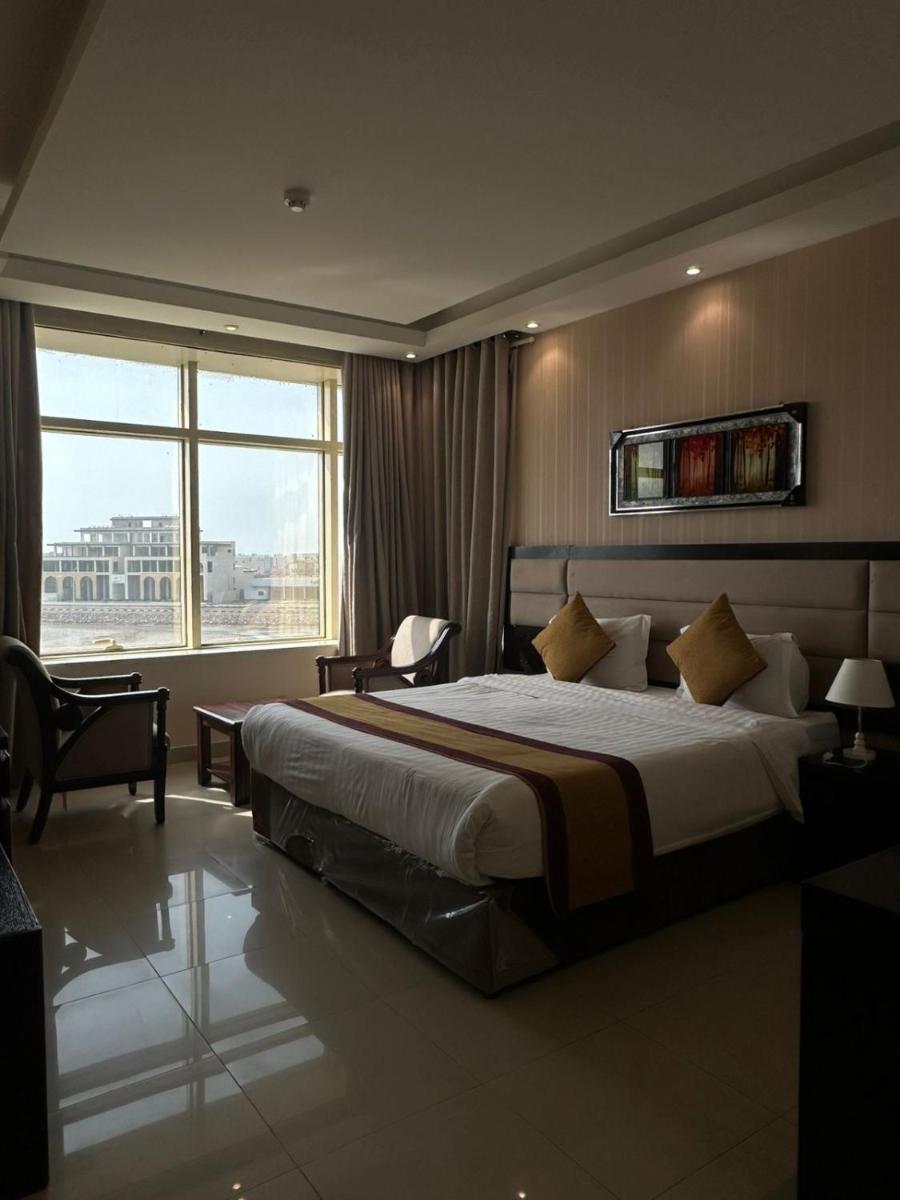 Fndq mrs jyzn - Housity