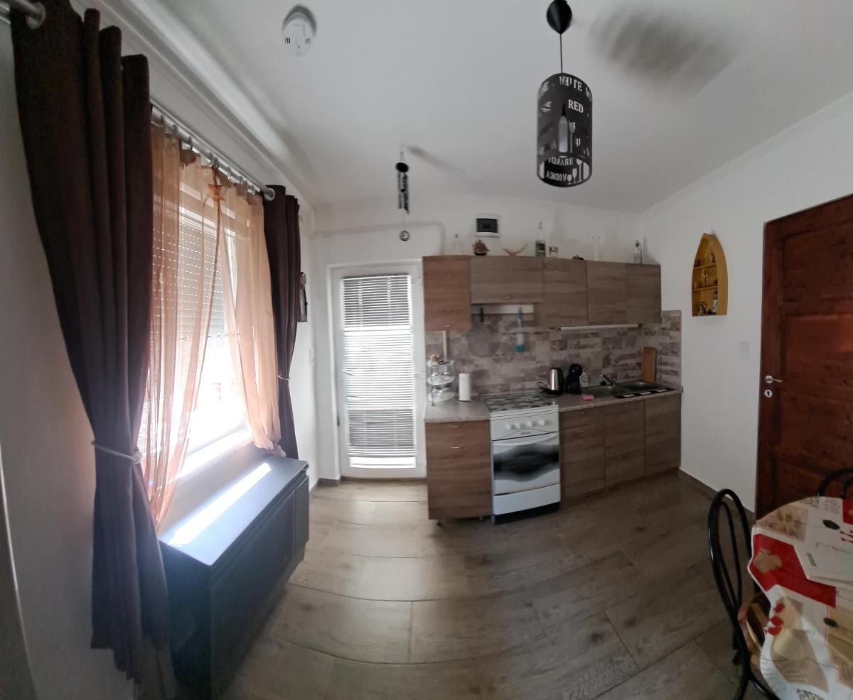Mélyvíz II Apartman - Housity