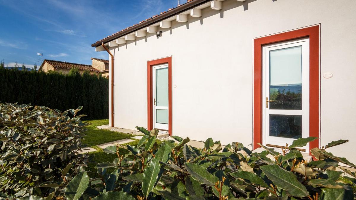 Podere Villa Olmo - Housity