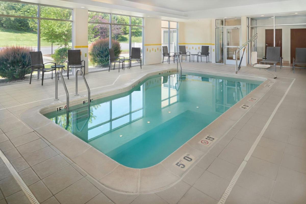 Fairfield Inn & Suites by Marriott Reading Wyomissing - Housity