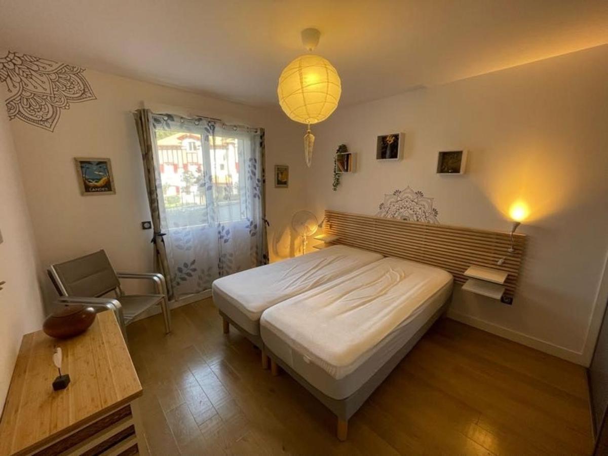 Appartement de standing avec jardin privatif, proche du lac et du centre, parking inclus - FR-1-239-583 - Housity