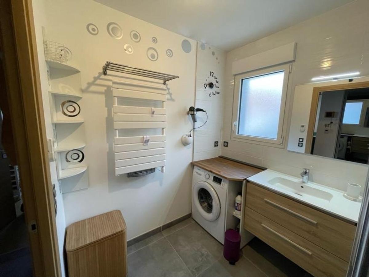 Appartement de standing avec jardin privatif, proche du lac et du centre, parking inclus - FR-1-239-583 - Housity