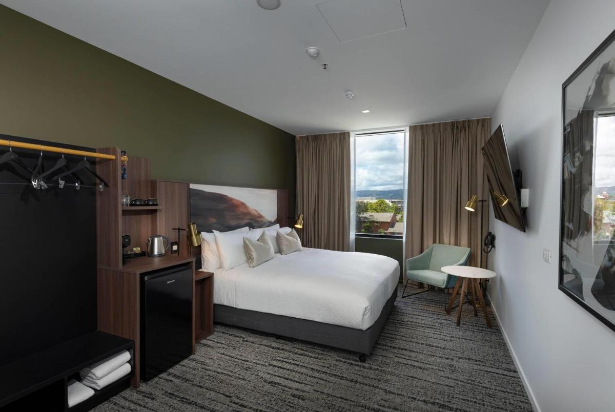 TRYP Adelaide - Hizvo
