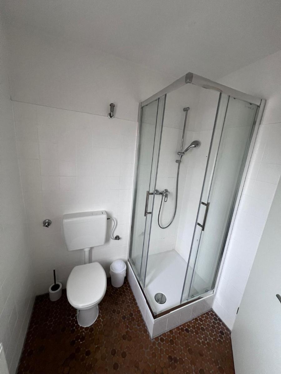 Twitch Apartments - Hizvo