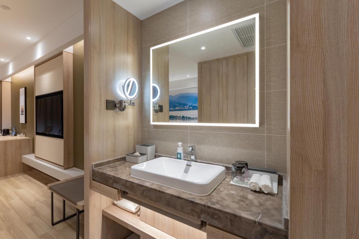 Atour Hotel (Suzhou Wujiang Wuyue Plaza) - Housity