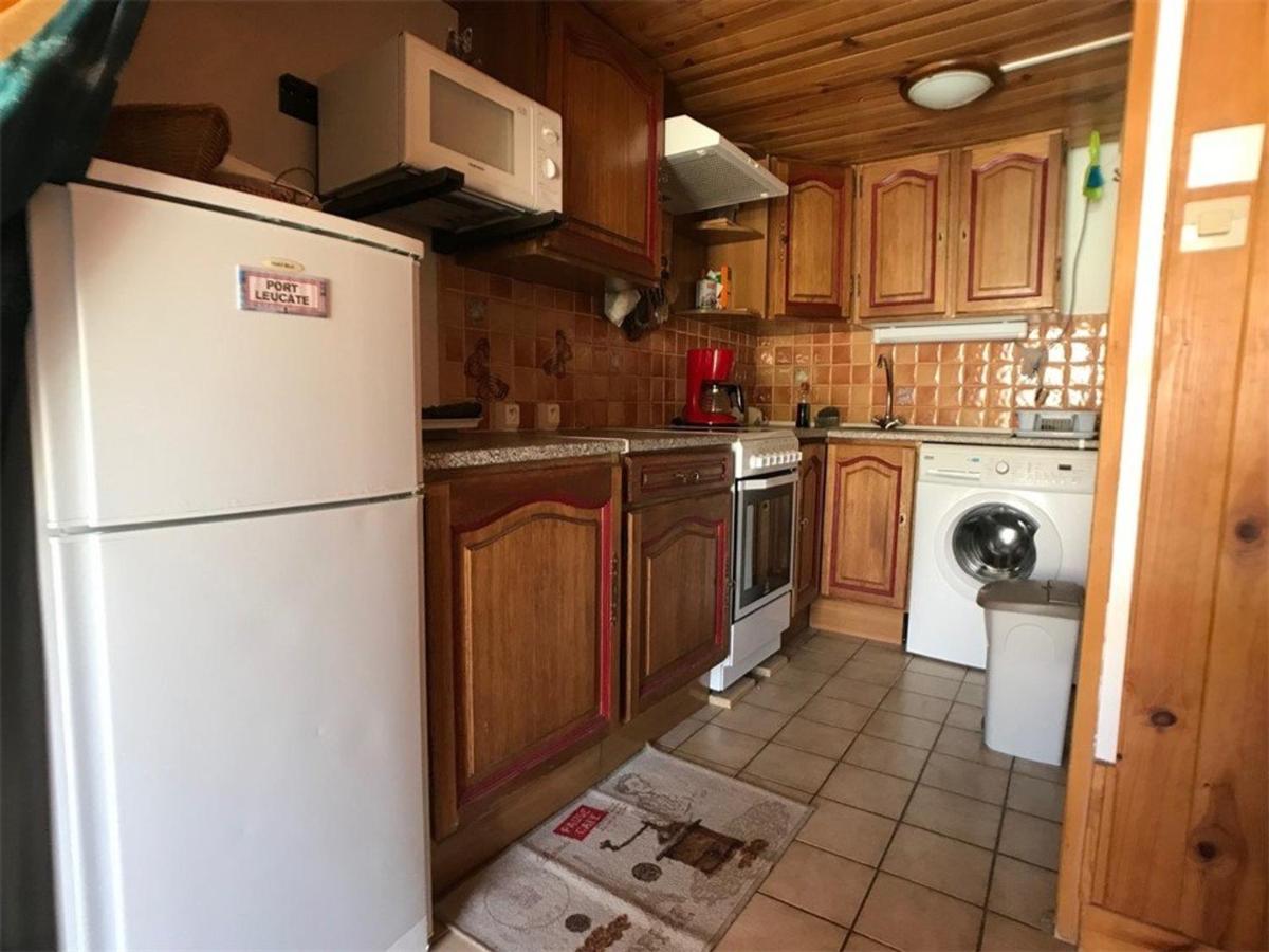 Villa avec Mezzanine et Cabine 4 Pers à Port Leucate, Parking inclus - FR-1-81-138 - Housity