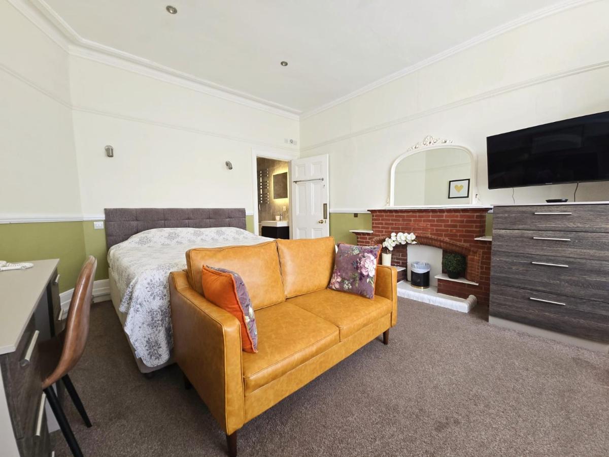 Glendevon House Hotel - Housity