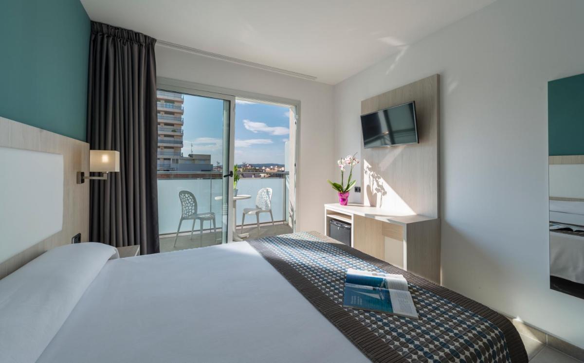 4R Miramar Calafell - Housity