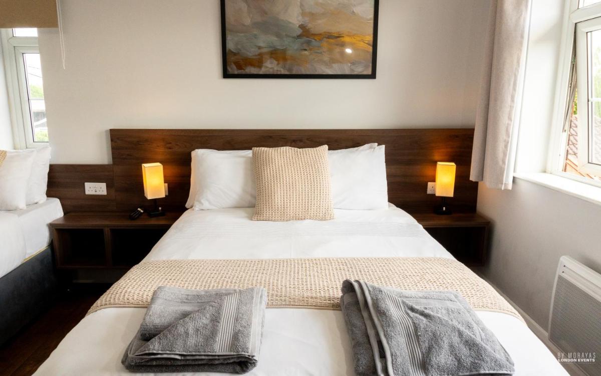 The Watling Inn - Housity