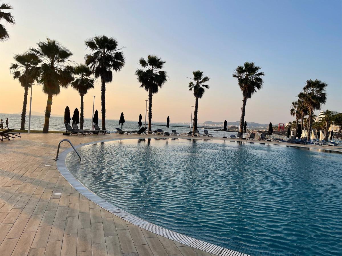 Sunset Apartment, Golem, Albania Seaview - Hizvo