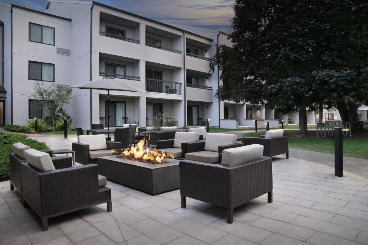 Courtyard by Marriott Spokane Downtown at the Convention Center - Housity