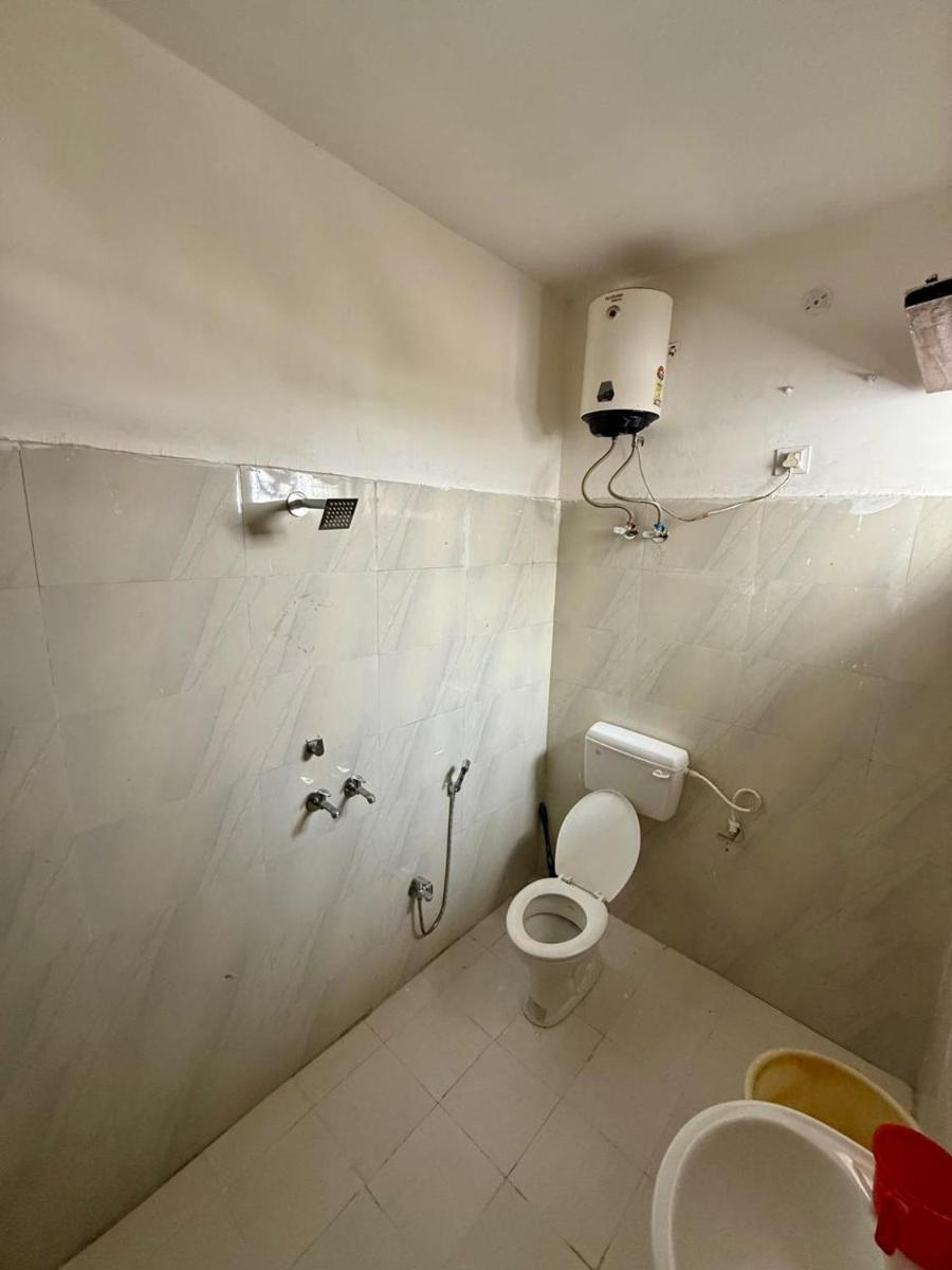 KRISHNAM GUEST HOUSE - Housity