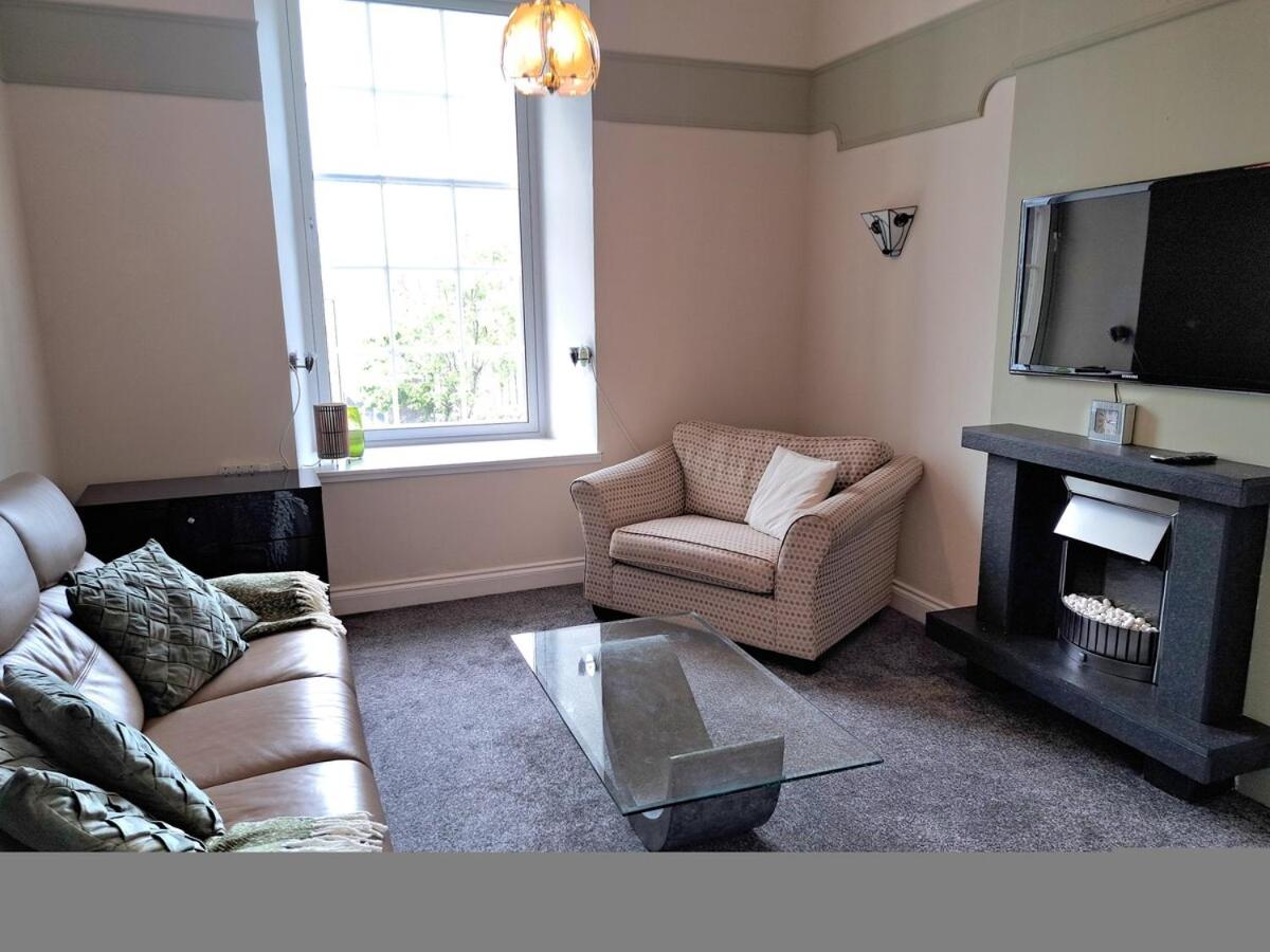 Historic central apartment in Castlehill Mansions - Housity